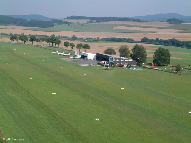 Flugplatz in Neuenrade-Küntrop von oben